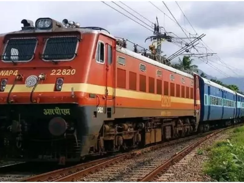 Holi  Special train